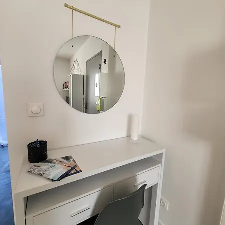 Appartement F2 Cosy Avec Terrasse *